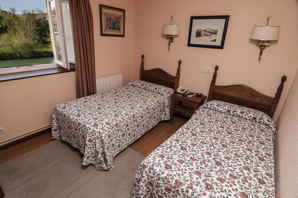 Riodeva Hotel Unquera Room photo