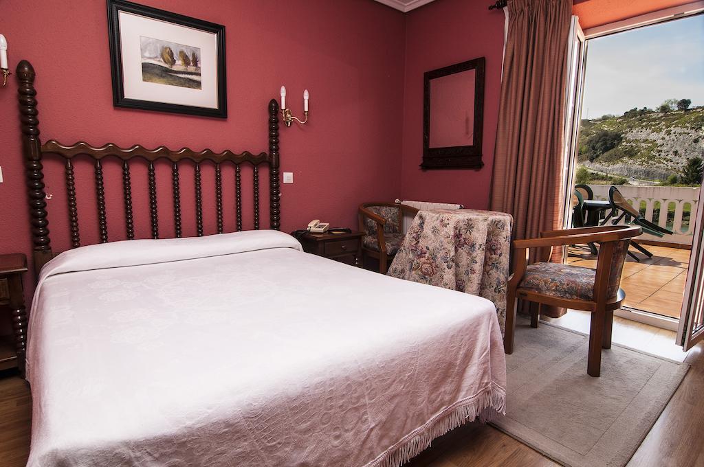 Riodeva Hotel Unquera Room photo